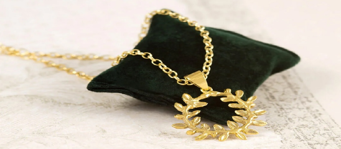 kotinos olive wreath pendant